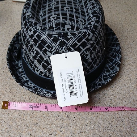 NWT! Fender Black and Gray Guitar Pattern Hat - Picture 8 of 8